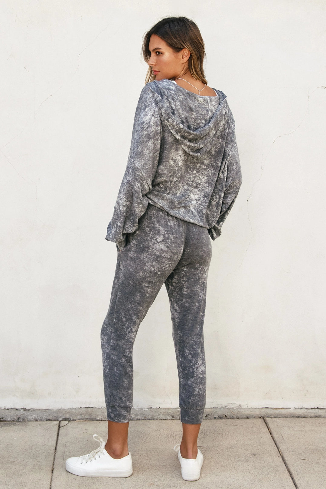 Dress Forum Tie-Dye Zipped Hoodie and Joggers Set